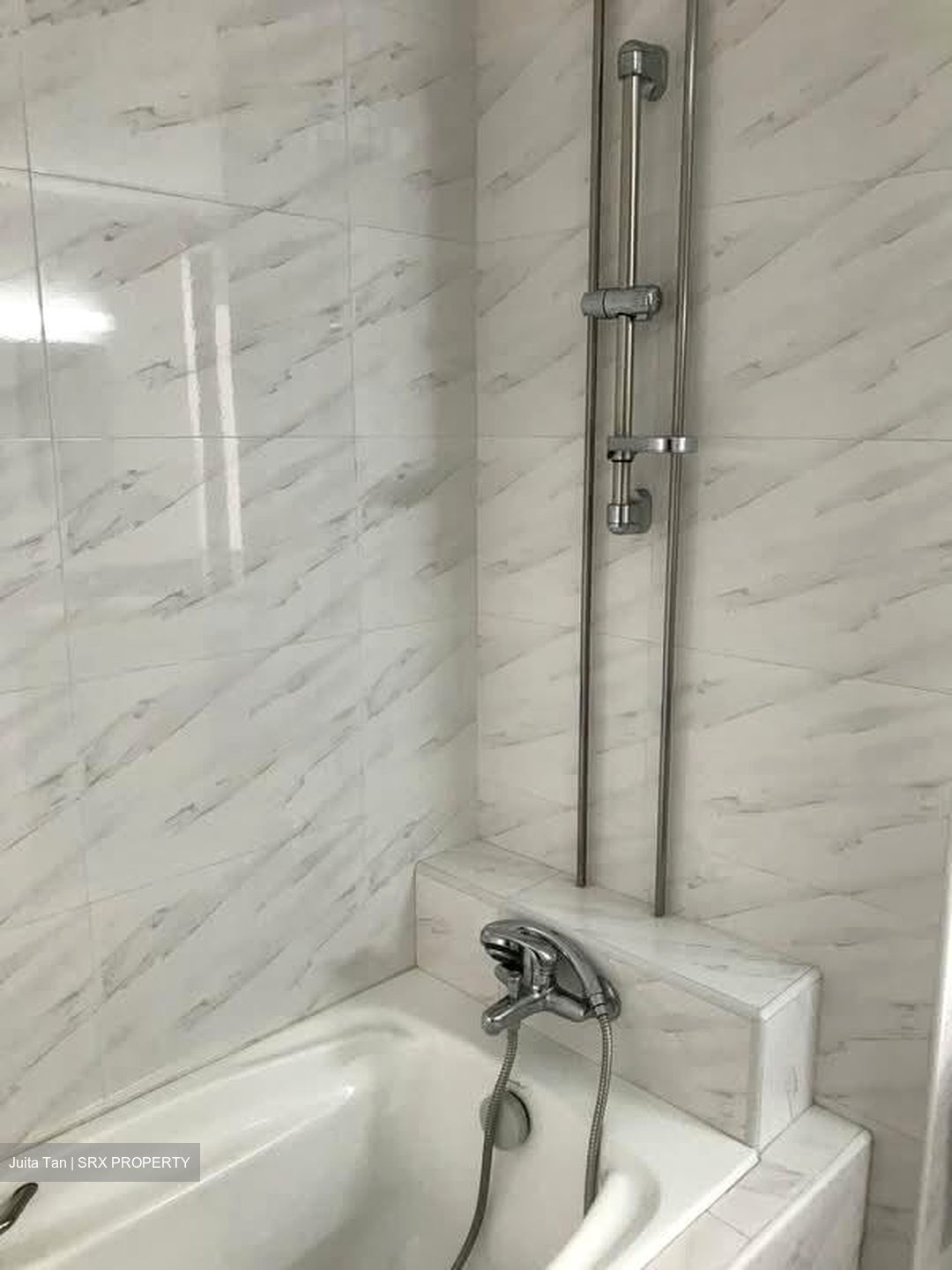 International Plaza (D2), Apartment #567425151